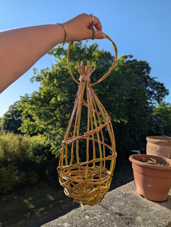 Willow bird feeder